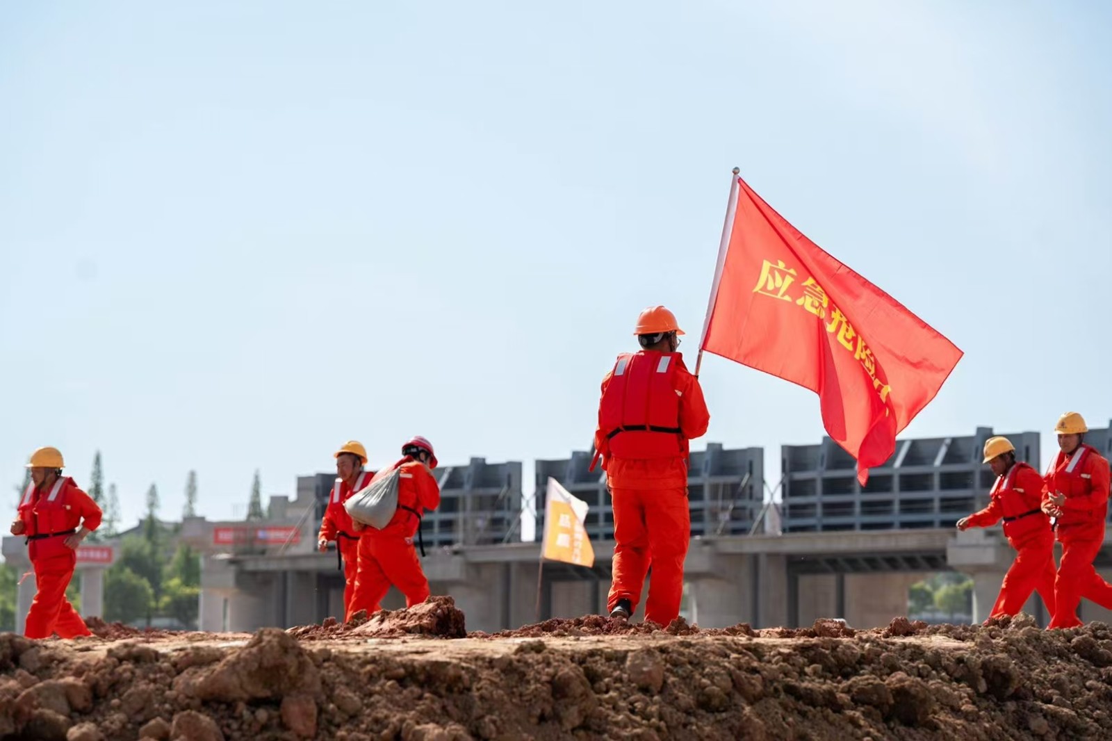 以練備汛！信安航運公司組織開展系列防洪度汛應(yīng)急演練?活動
